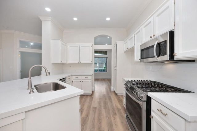 9271 Balboa Park Way, Elk Grove, CA 95624