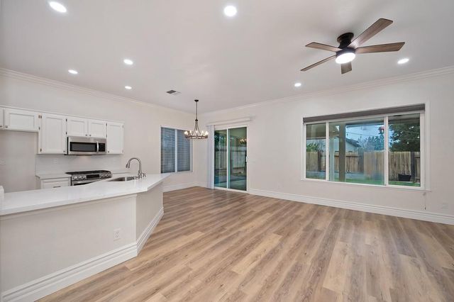 9271 Balboa Park Way, Elk Grove, CA 95624