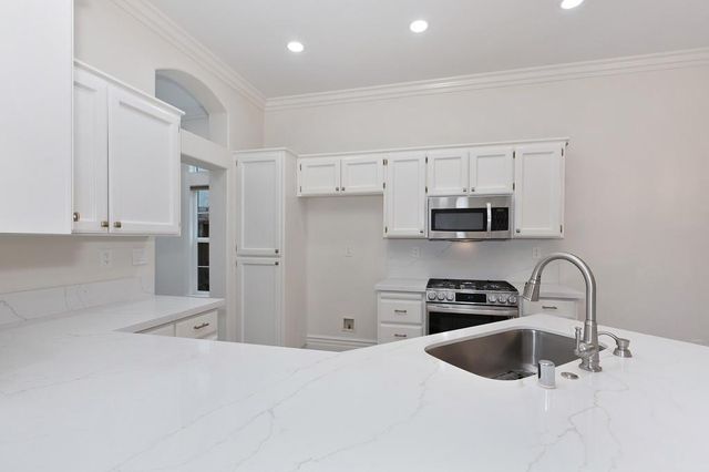 9271 Balboa Park Way, Elk Grove, CA 95624