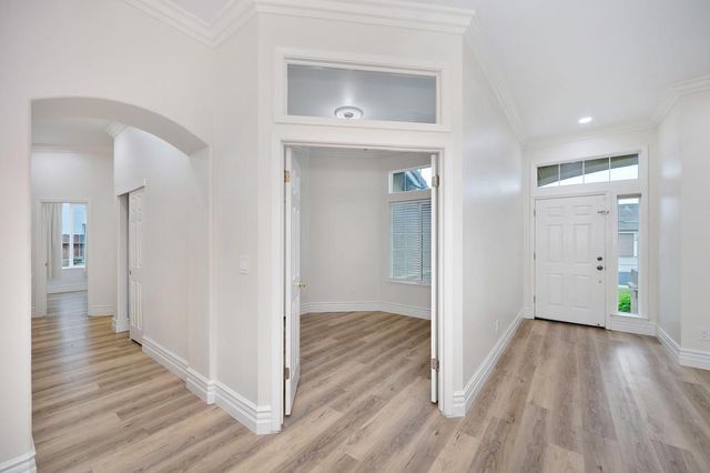 9271 Balboa Park Way, Elk Grove, CA 95624