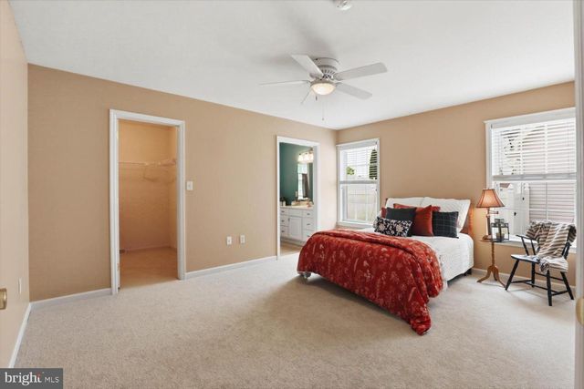 336 FENCEPOST LN, Palmyra, PA 17078