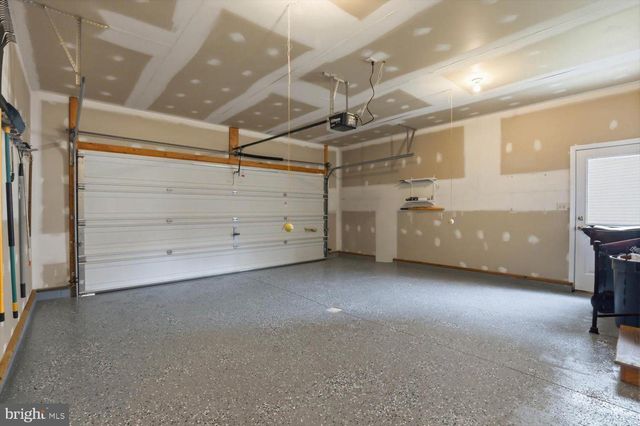 336 FENCEPOST LN, Palmyra, PA 17078