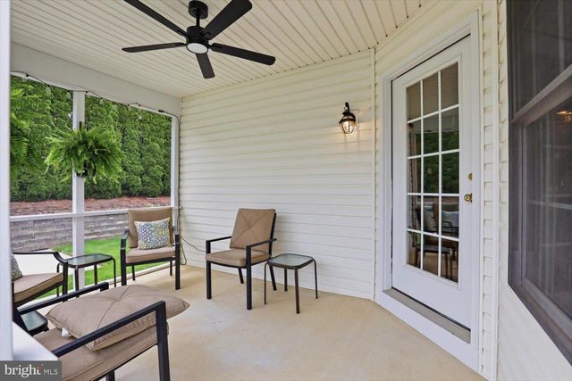 336 FENCEPOST LN, Palmyra, PA 17078
