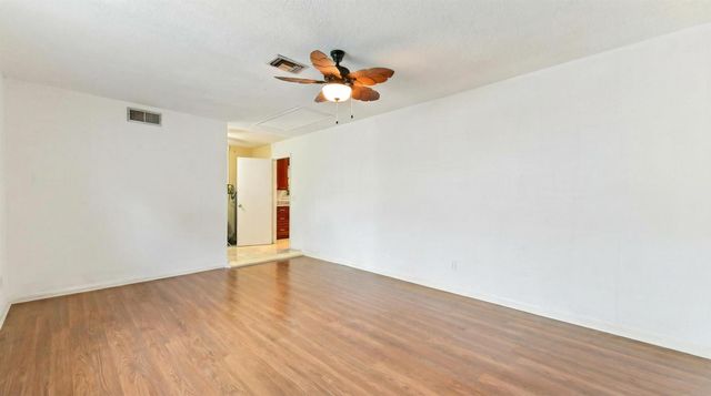 428 Alemeda Drive, Palm Springs, FL 33461