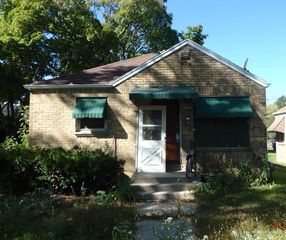4661 21st STREET, Milwaukee, WI 53209