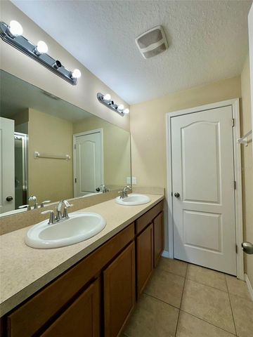 4057 WINDING VINE DRIVE, Lakeland, FL 33812