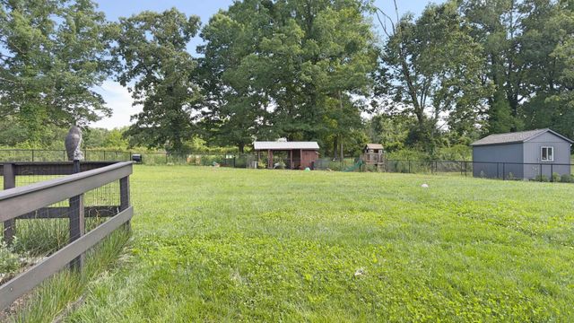 1924 Corral Road, Signal Mountain, TN 37377