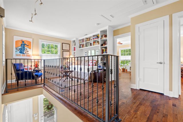 1704 W 34th ST, Austin, TX 78703