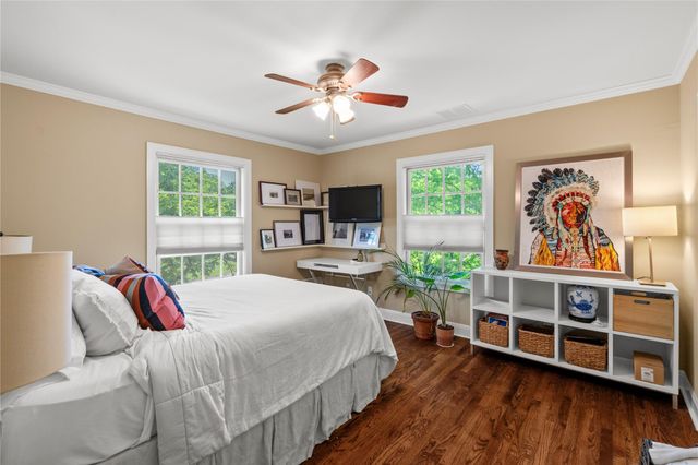 1704 W 34th ST, Austin, TX 78703