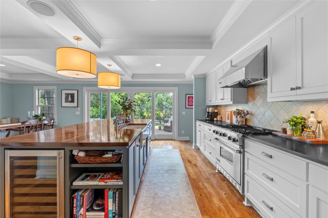 1704 W 34th ST, Austin, TX 78703