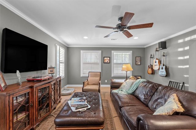 1704 W 34th ST, Austin, TX 78703