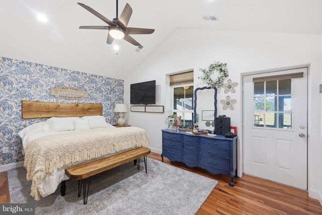 19 CHURCH LN, Lottsburg, VA 22511