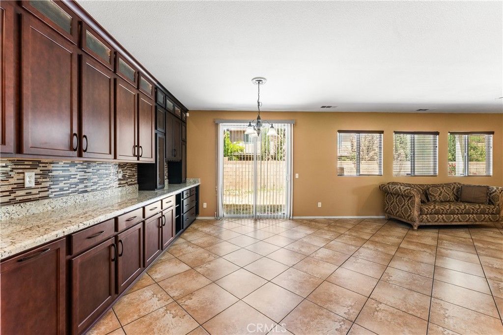 Image 15 of property listing at 43203 Fanchon Avenue, Lancaster, CA 93536