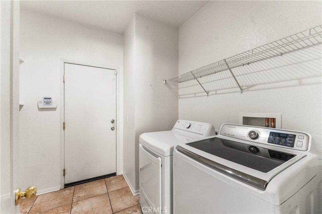 Image 25 of property listing at 43203 Fanchon Avenue, Lancaster, CA 93536