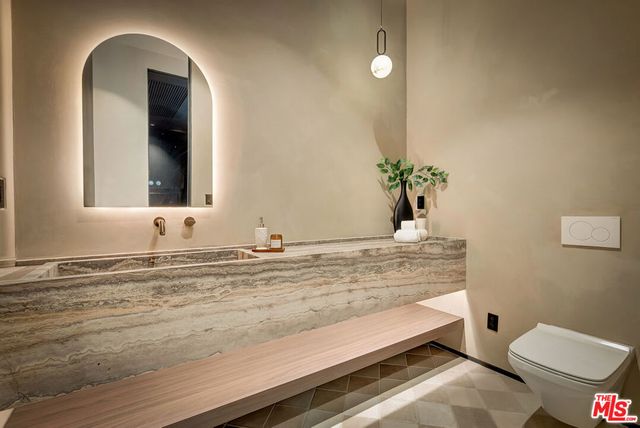 5411 Vanalden Avenue, Tarzana, CA 91356