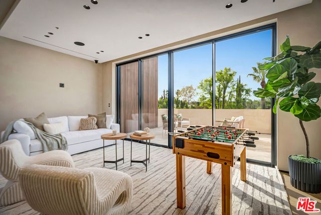 5411 Vanalden Avenue, Tarzana, CA 91356