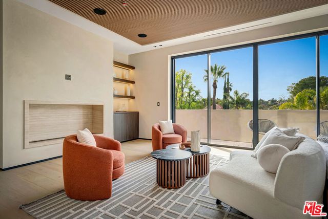 5411 Vanalden Avenue, Tarzana, CA 91356