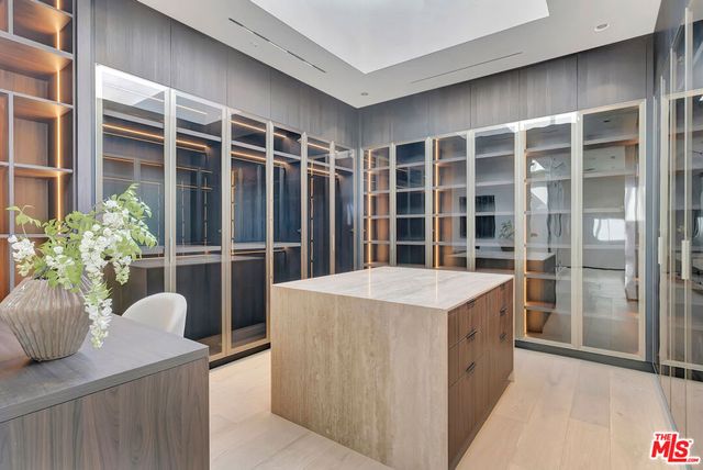 5411 Vanalden Avenue, Tarzana, CA 91356