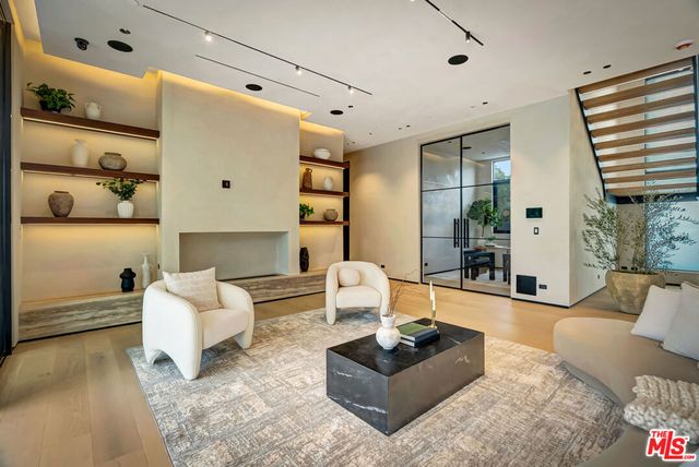 5411 Vanalden Avenue, Tarzana, CA 91356