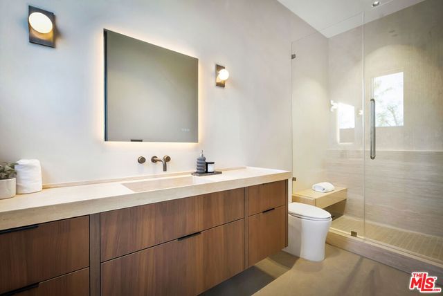 5411 Vanalden Avenue, Tarzana, CA 91356