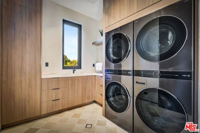 5411 Vanalden Avenue, Tarzana, CA 91356