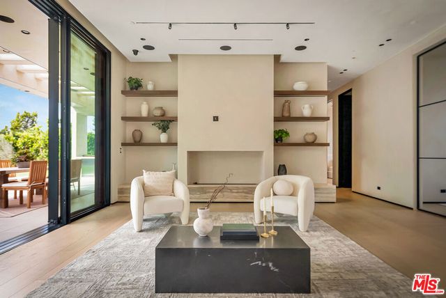 5411 Vanalden Avenue, Tarzana, CA 91356