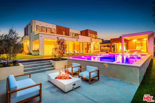 5411 Vanalden Avenue, Tarzana, CA 91356