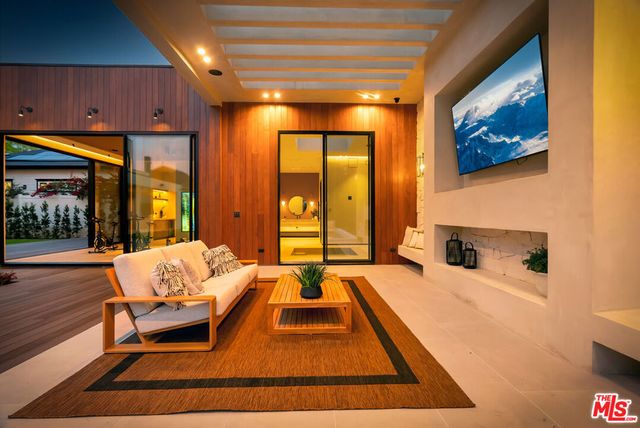 5411 Vanalden Avenue, Tarzana, CA 91356