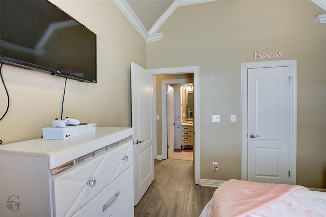 307 Briars Court, Bossier City, LA 71111