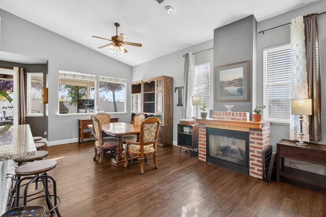 511 Heiler Ct, Folsom, CA 95630