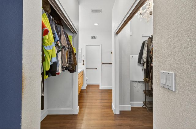 511 Heiler Ct, Folsom, CA 95630