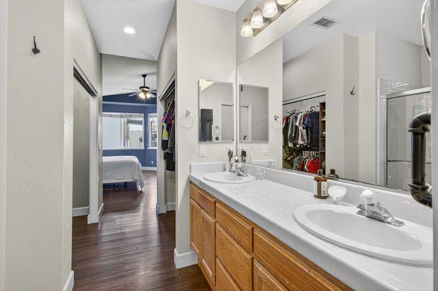 511 Heiler Ct, Folsom, CA 95630