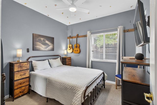 511 Heiler Ct, Folsom, CA 95630