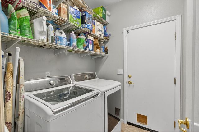 511 Heiler Ct, Folsom, CA 95630