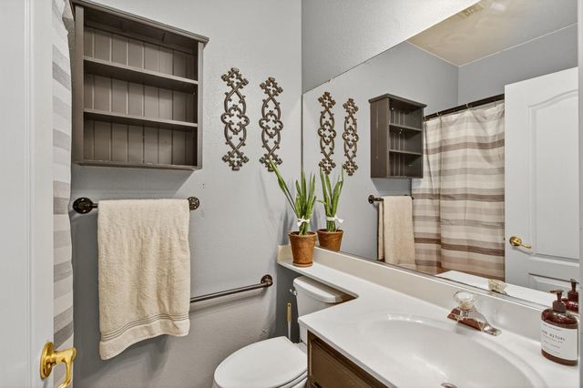 511 Heiler Ct, Folsom, CA 95630