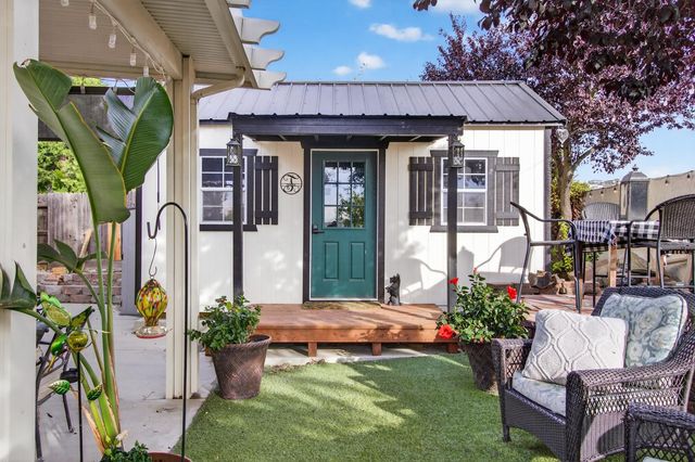 511 Heiler Ct, Folsom, CA 95630