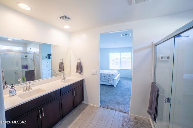 851 E Mule Creek Loop, Sahuarita, AZ 85629
