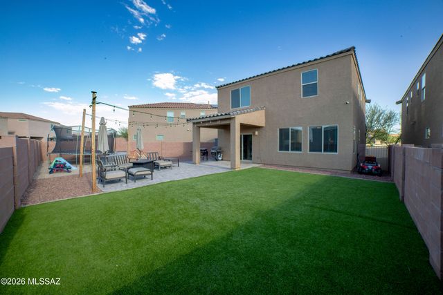 851 E Mule Creek Loop, Sahuarita, AZ 85629