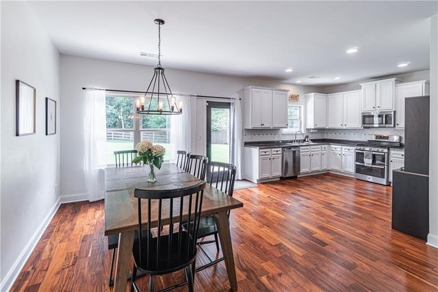 5535 Hedge Brook Drive, Cumming, GA 30028