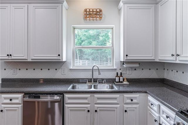 5535 Hedge Brook Drive, Cumming, GA 30028