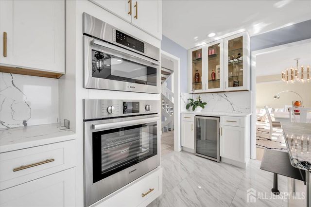 950 Sunset Ridge, Bridgewater, NJ 08807
