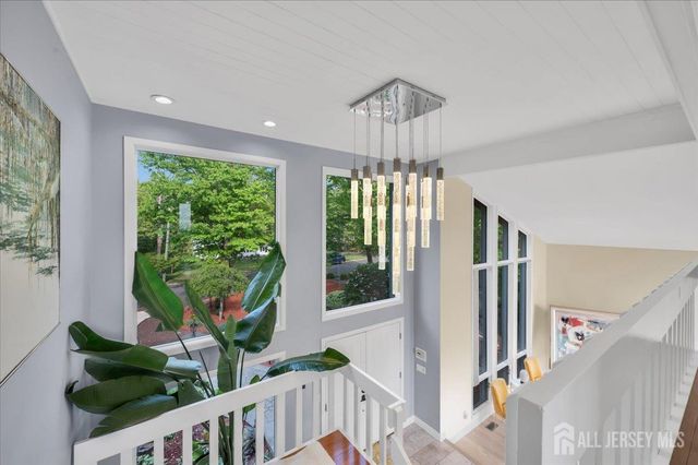 950 Sunset Ridge, Bridgewater, NJ 08807
