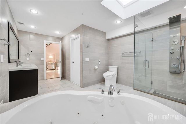950 Sunset Ridge, Bridgewater, NJ 08807