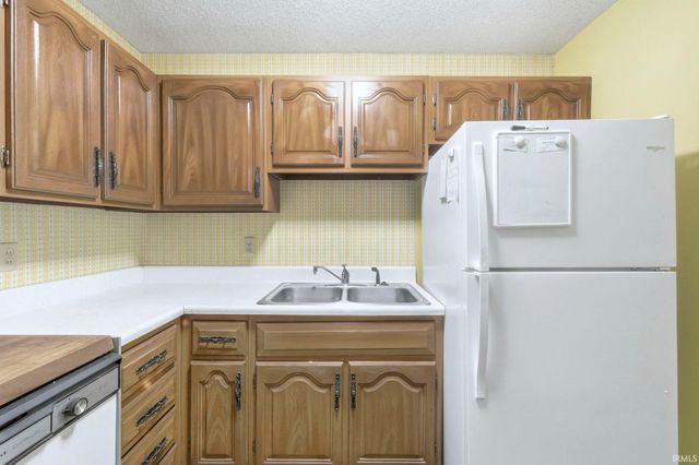 502 N Lenfesty Avenue, Marion, IN 46952