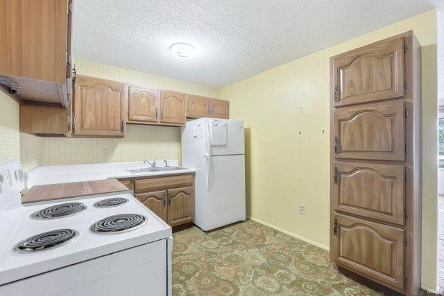 502 N Lenfesty Avenue, Marion, IN 46952