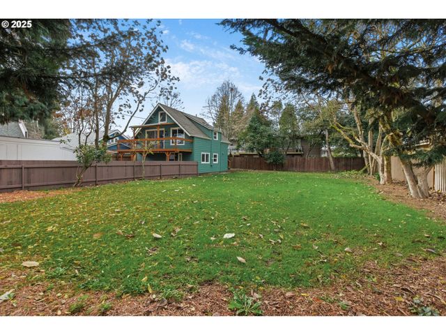 780 VAN BUREN St, Eugene, OR 97402