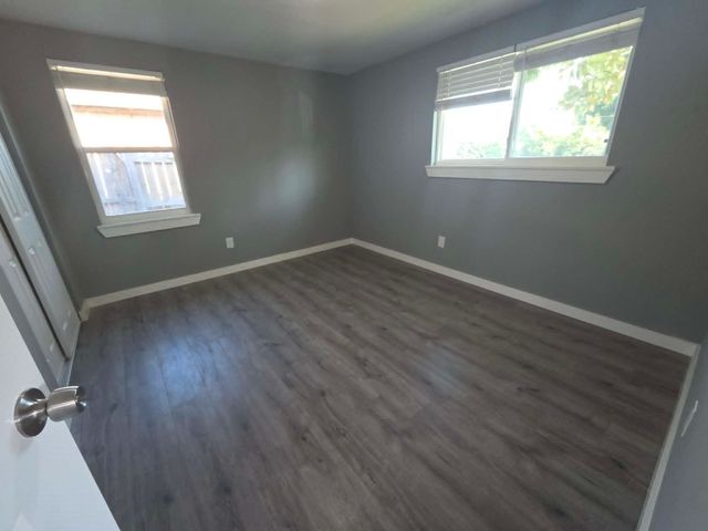 1317 W Bruton, Mesquite, TX 75149