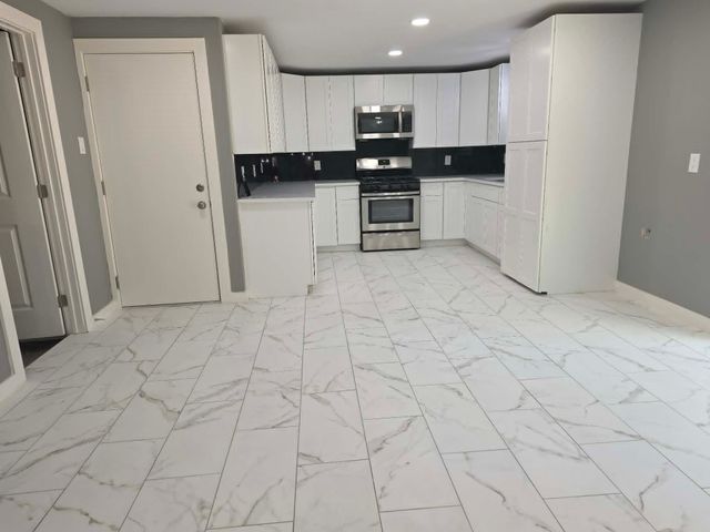 1317 W Bruton, Mesquite, TX 75149
