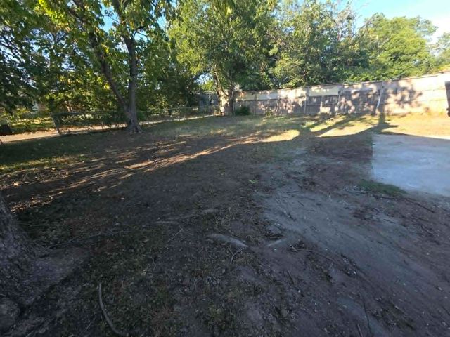 1317 W Bruton, Mesquite, TX 75149