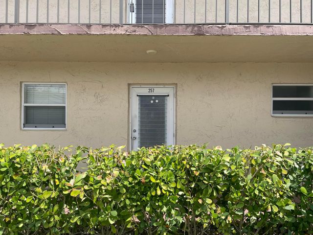 770 Lori Drive 257, Palm Springs, FL 33461